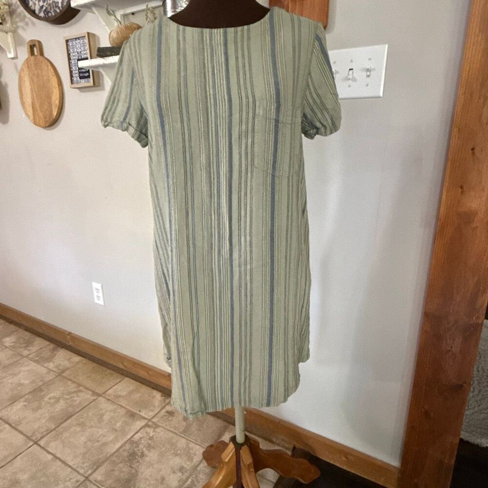 Cloth and stone rayon linen shift dress size small green blue striped buttons on